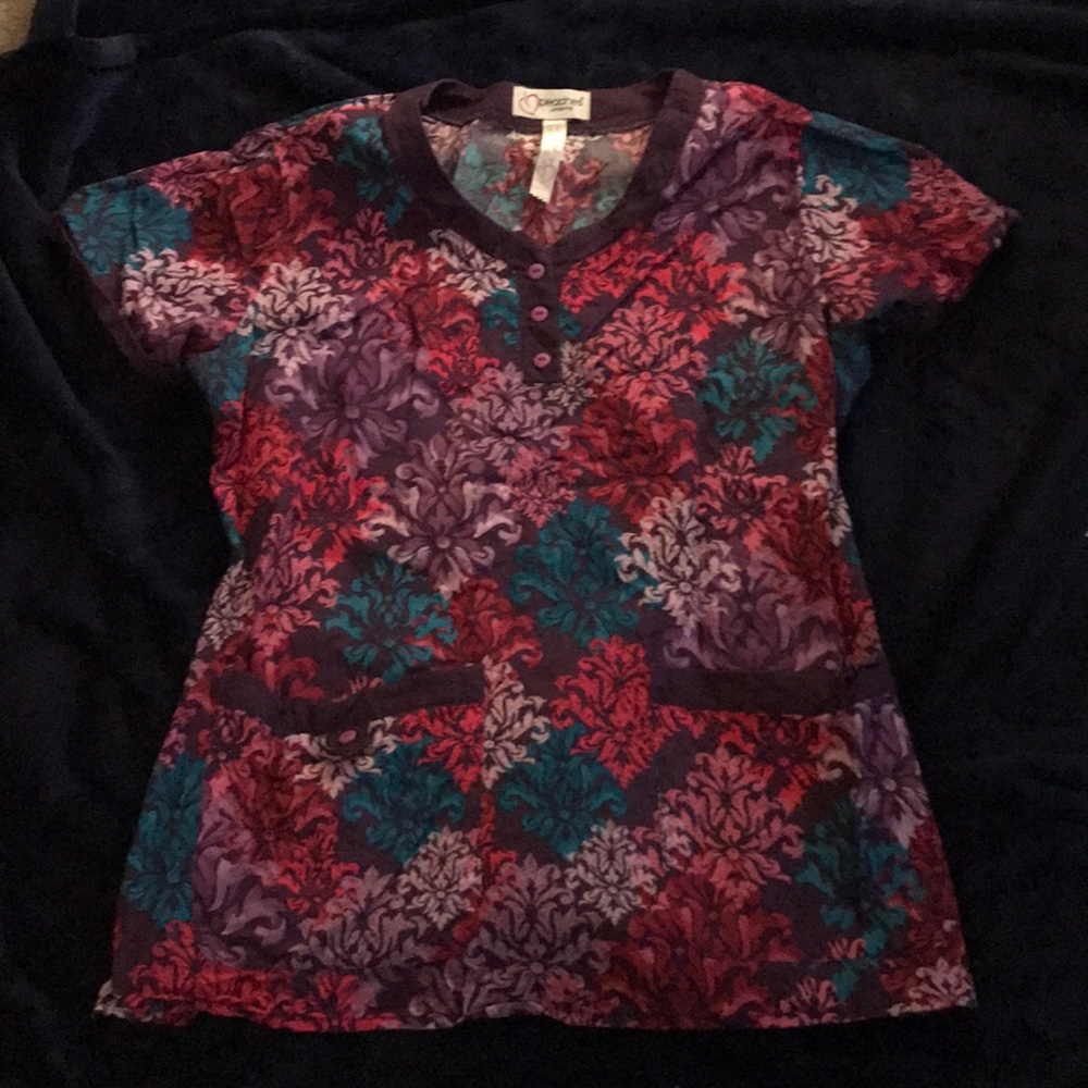 Scrub top